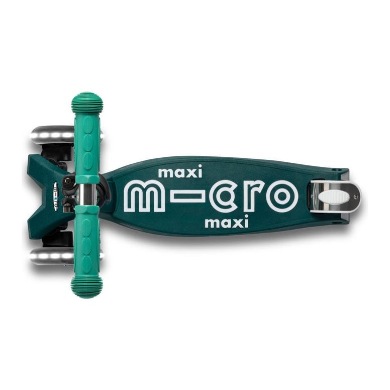 MICRO Maxi Deluxe LED ECO Kickboard Scooter Green