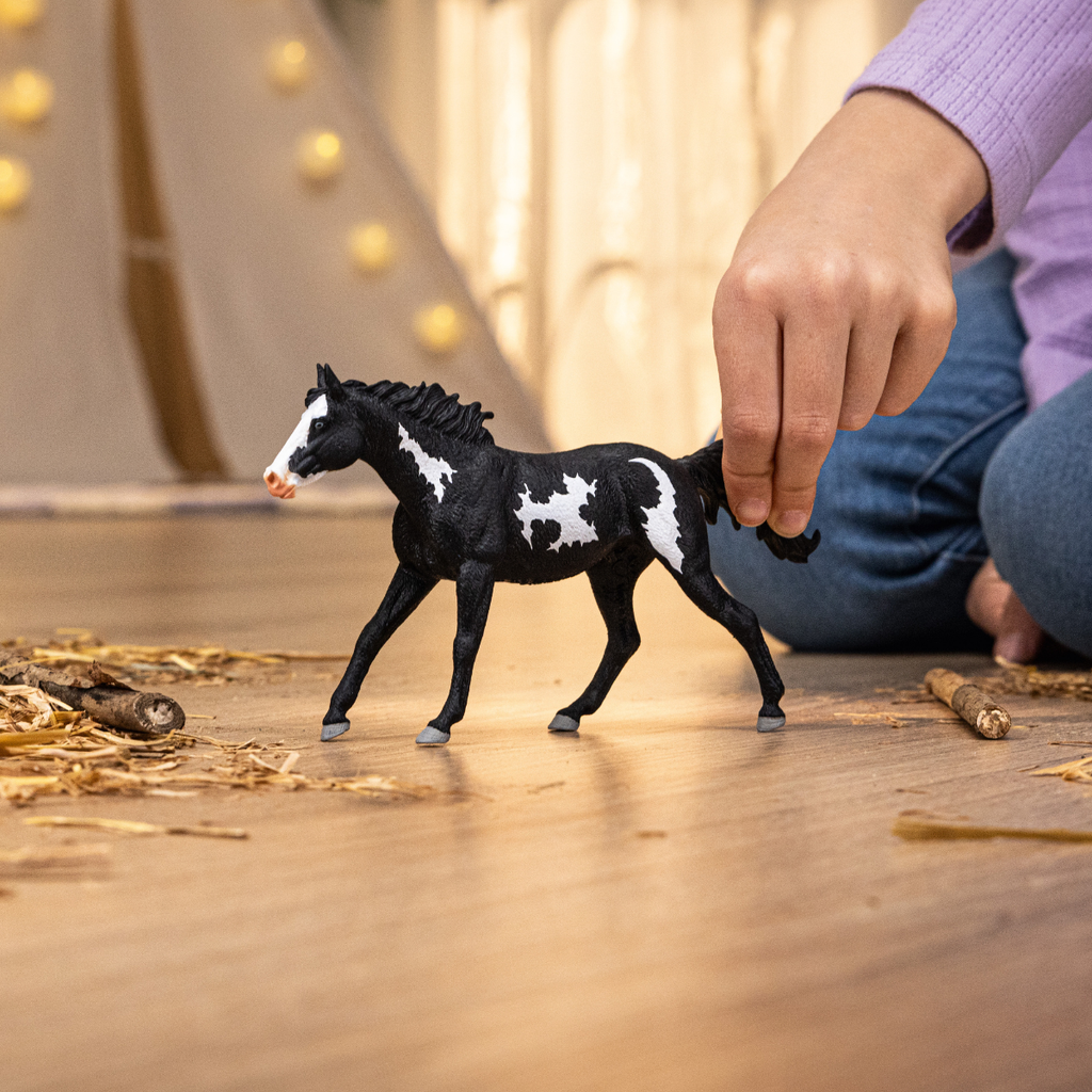 Schleich Horse Club Paint Horse Gelding 14900