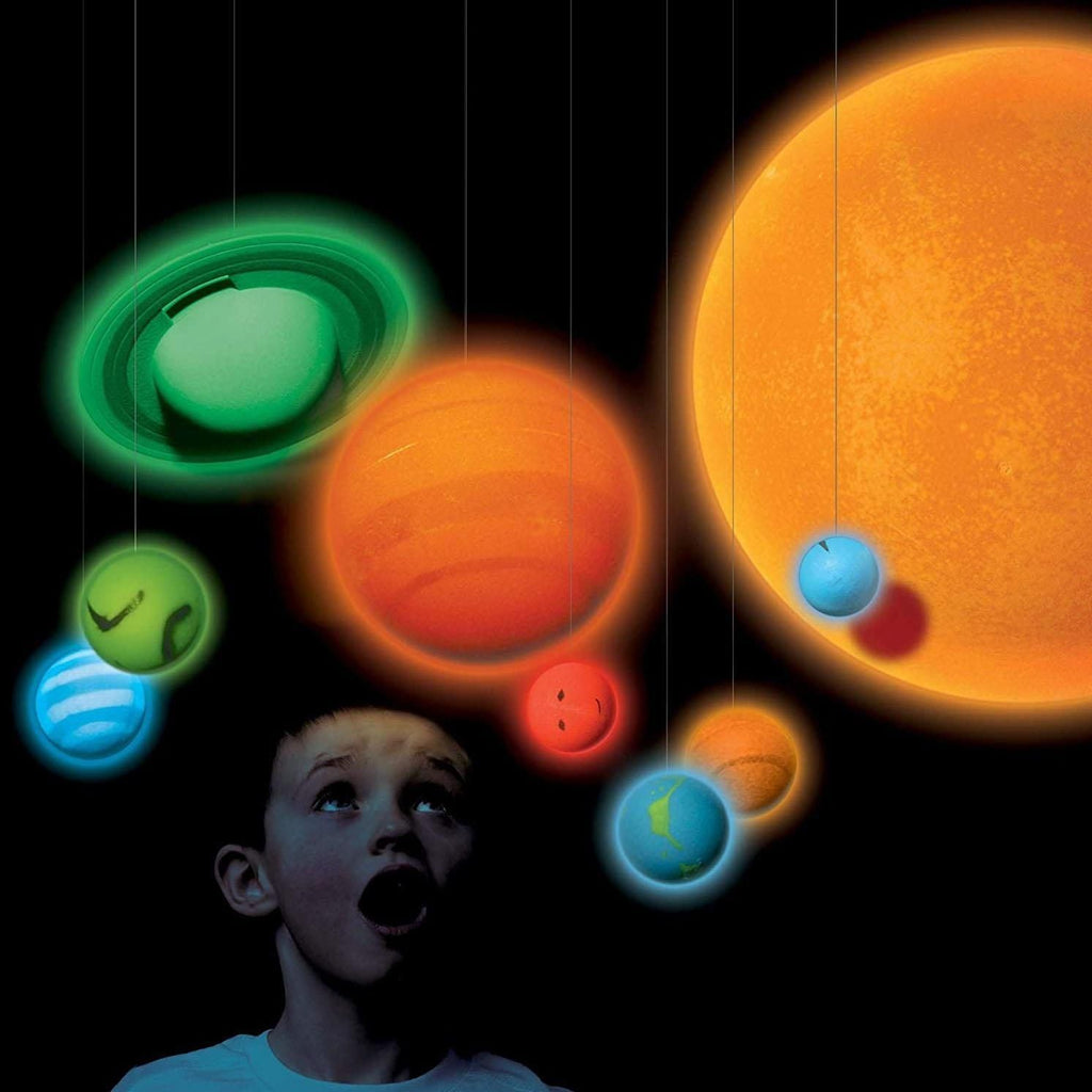 Smithsonian Full Colour Glow in the Dark 3-D Solar System