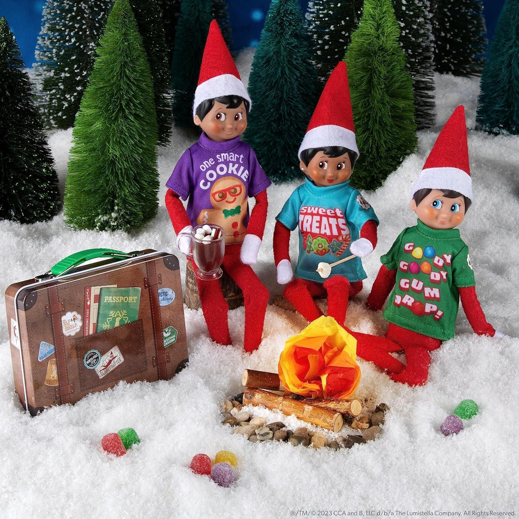The Elf on the Shelf Claus Couture Collection Sweet Treats Tees and Keepsake Suitcase 222