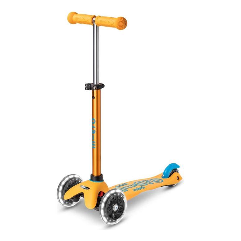 MICRO Mini Deluxe LED Scooter Apricot Yellow