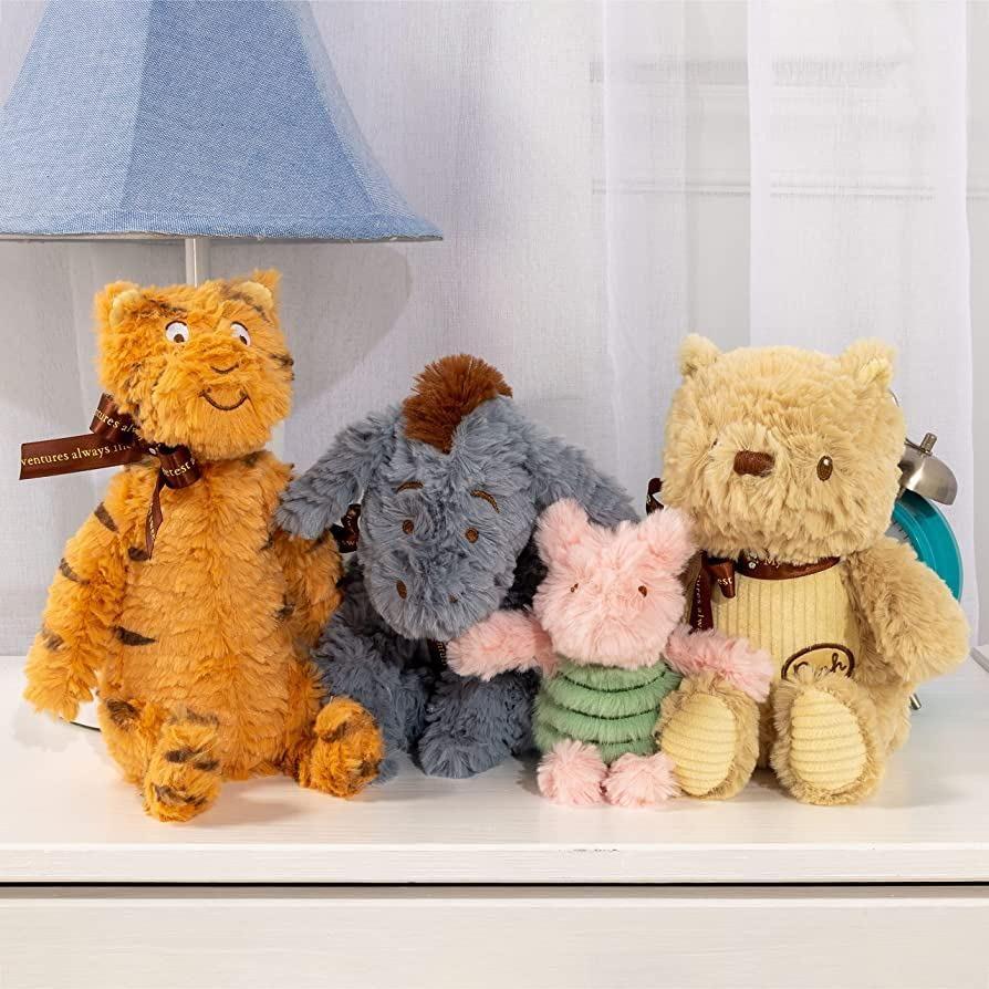 Classic Winnie the Pooh Deluxe Collectible Plush Set